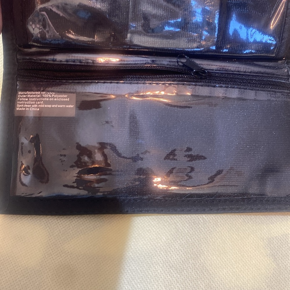 NWOT-Travel Jewelry Case-Polyester w/Rhinestones front, closes w/snap - Picture 9 of 15